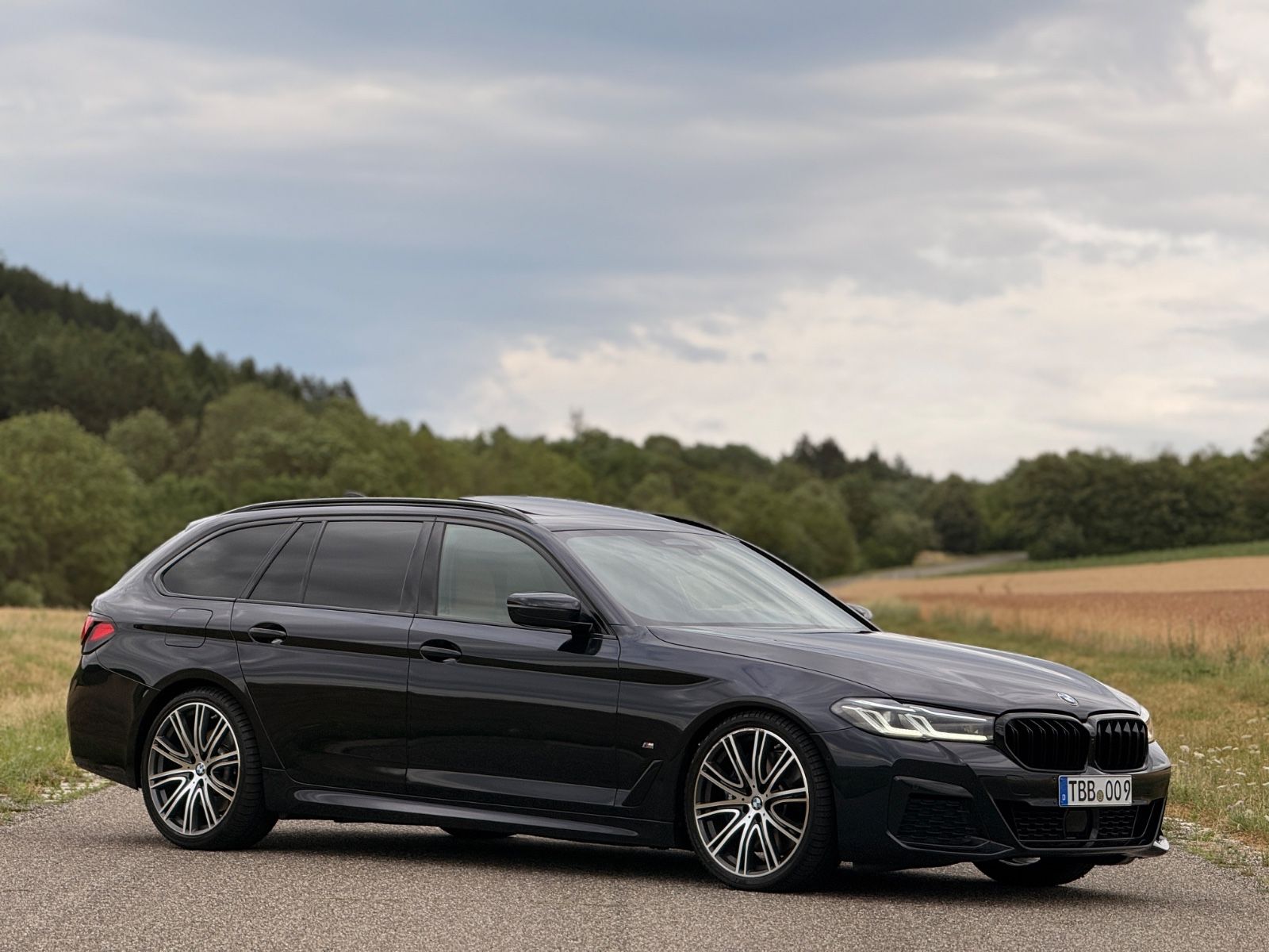 BMW 540d xDrive M Sport/BowersWilkins/Laser/Stdhzg/ foto 3
