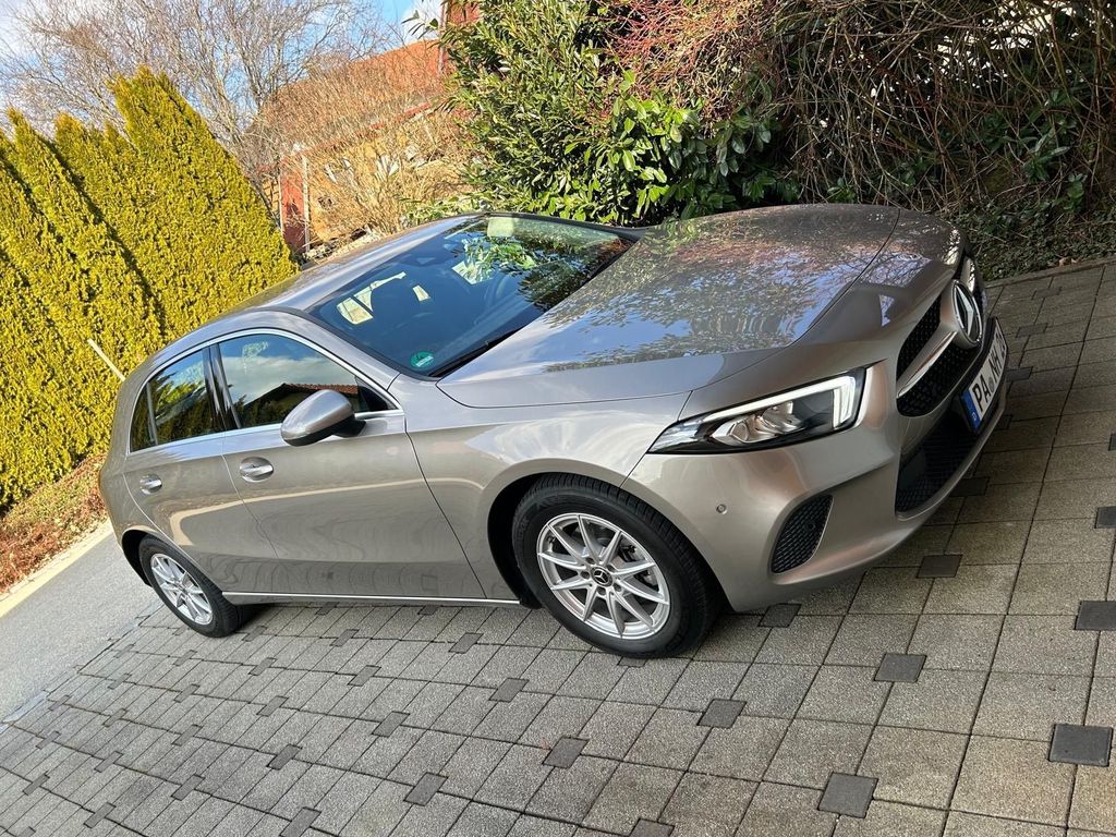 Image of Mercedes-Benz A 180