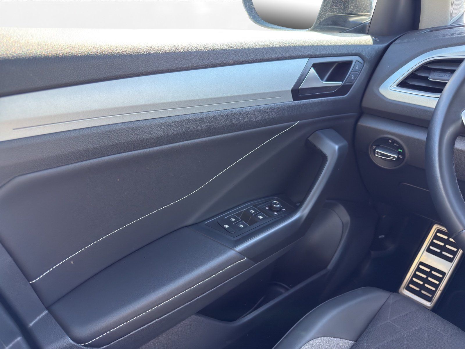 Volkswagen T-Roc - Bild 10