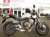 Honda CB650R *E-Clutch*neuer Reifen*2025** - HONDA CB650R E CLUTCH