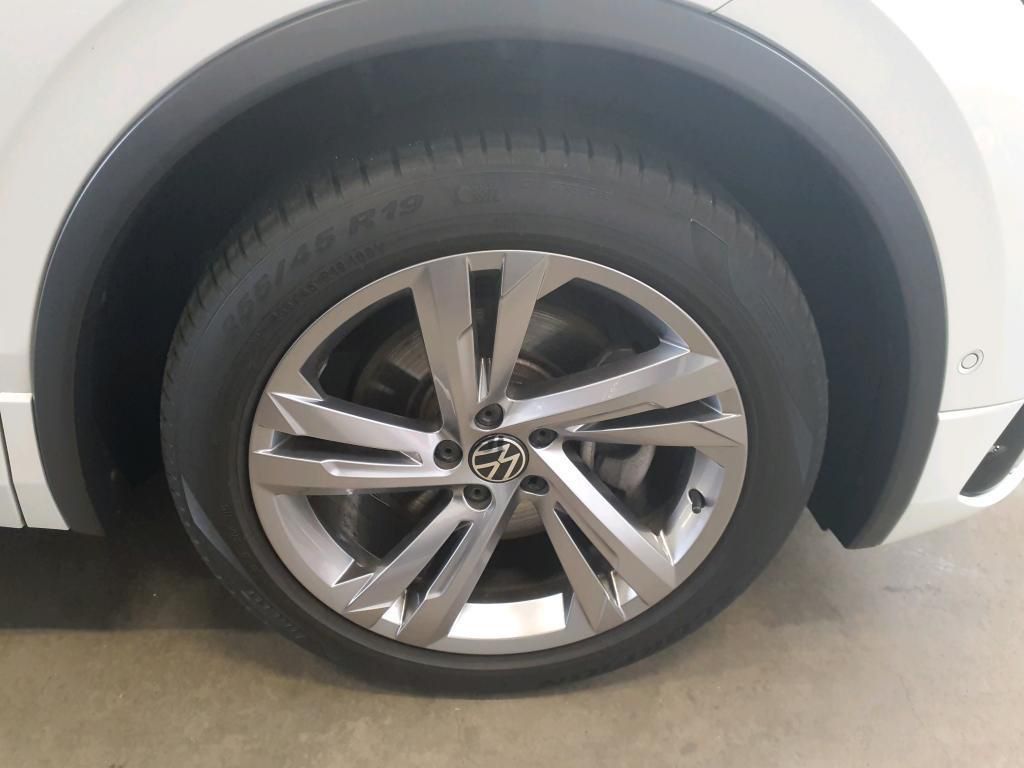 Volkswagen Tiguan R-Line 4Motion 2.0 TSI 140kW 7-Gang DSG 4