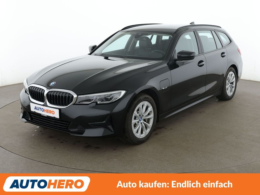 Image of BMW 330