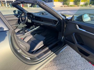 Porsche 992 - 9