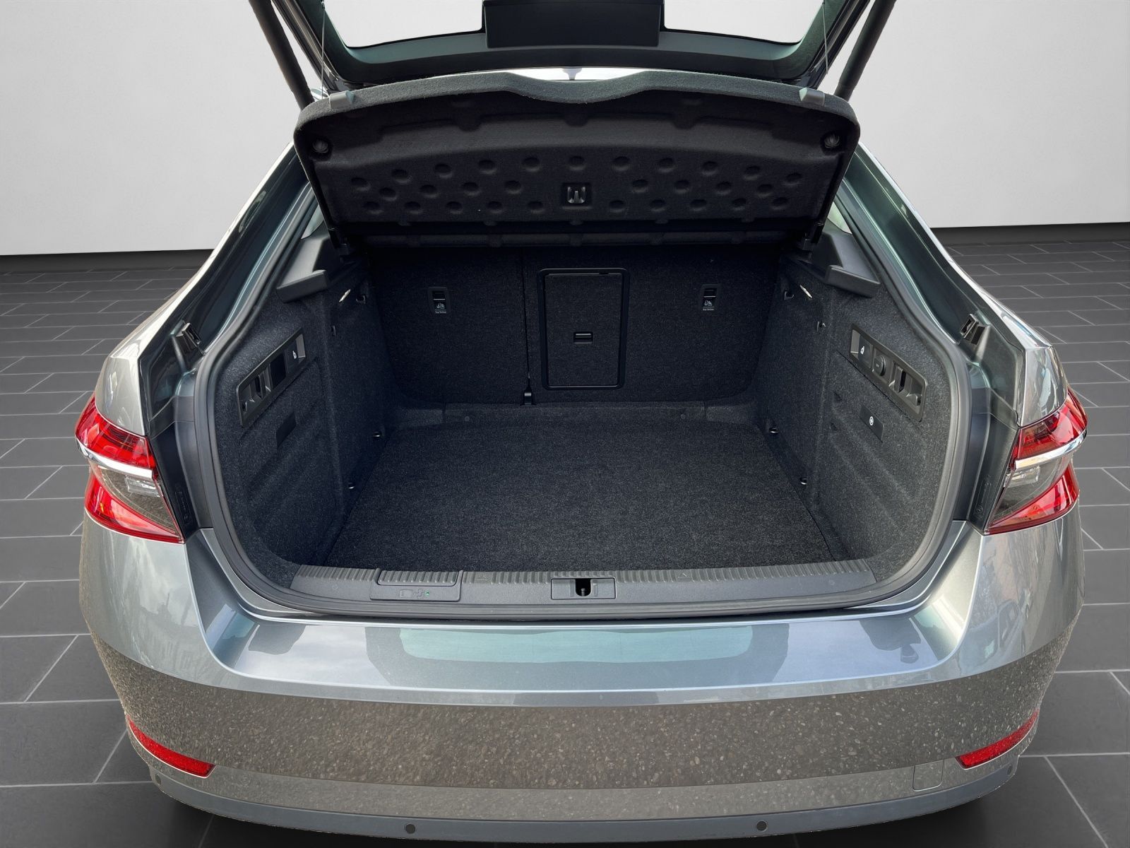 Skoda Superb - Bild 15