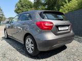 Mercedes-Benz A 180 BlueEfficiency/BT/TEL/S.HEFT/SHZ/ACC - Mercedes-Benz A-Klasse: Kleinwagen