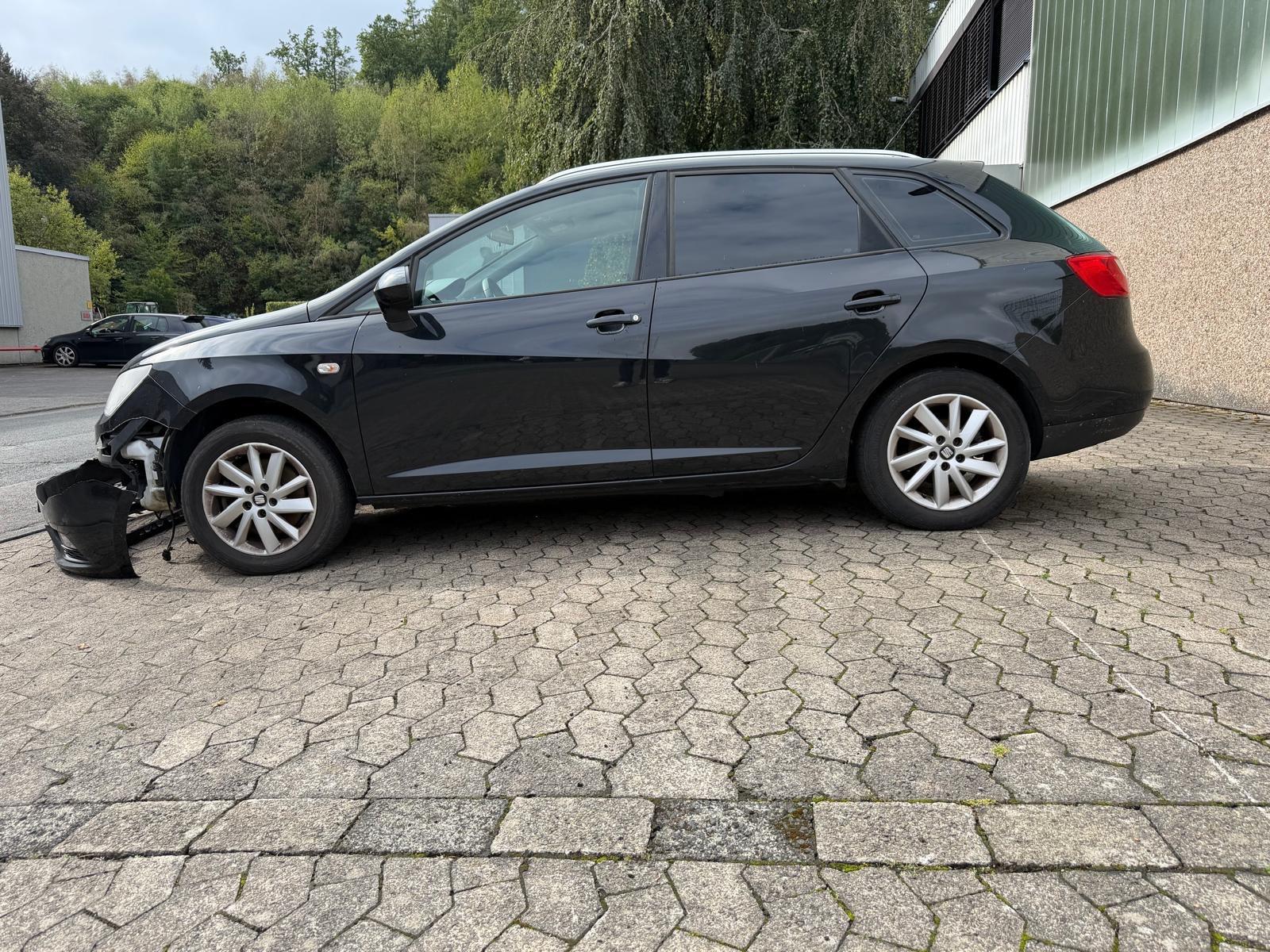 Seat Ibiza 2015 — engine 1.598 cm³, 105 HP (77kW)