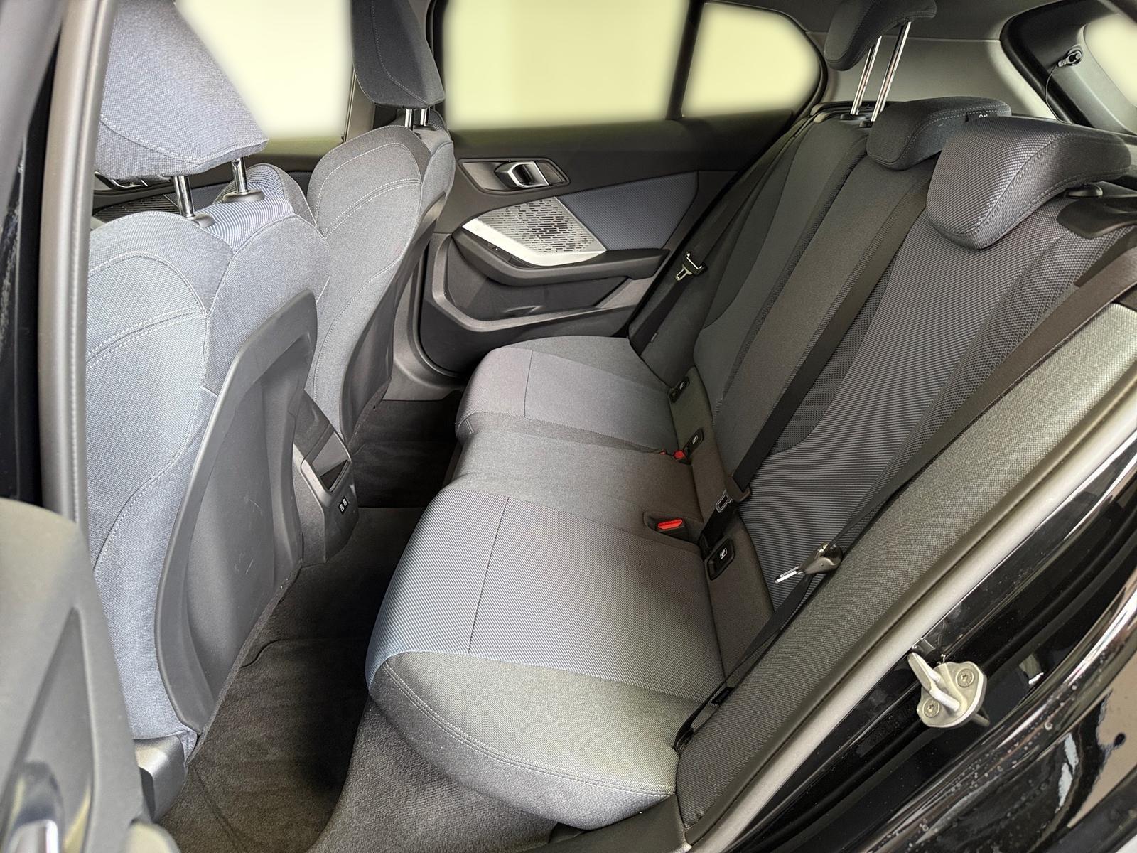 BMW 1 Series i Limousine*a.LED*Navi*Kamera*DriveA*ShadowLi, миниатюра 16