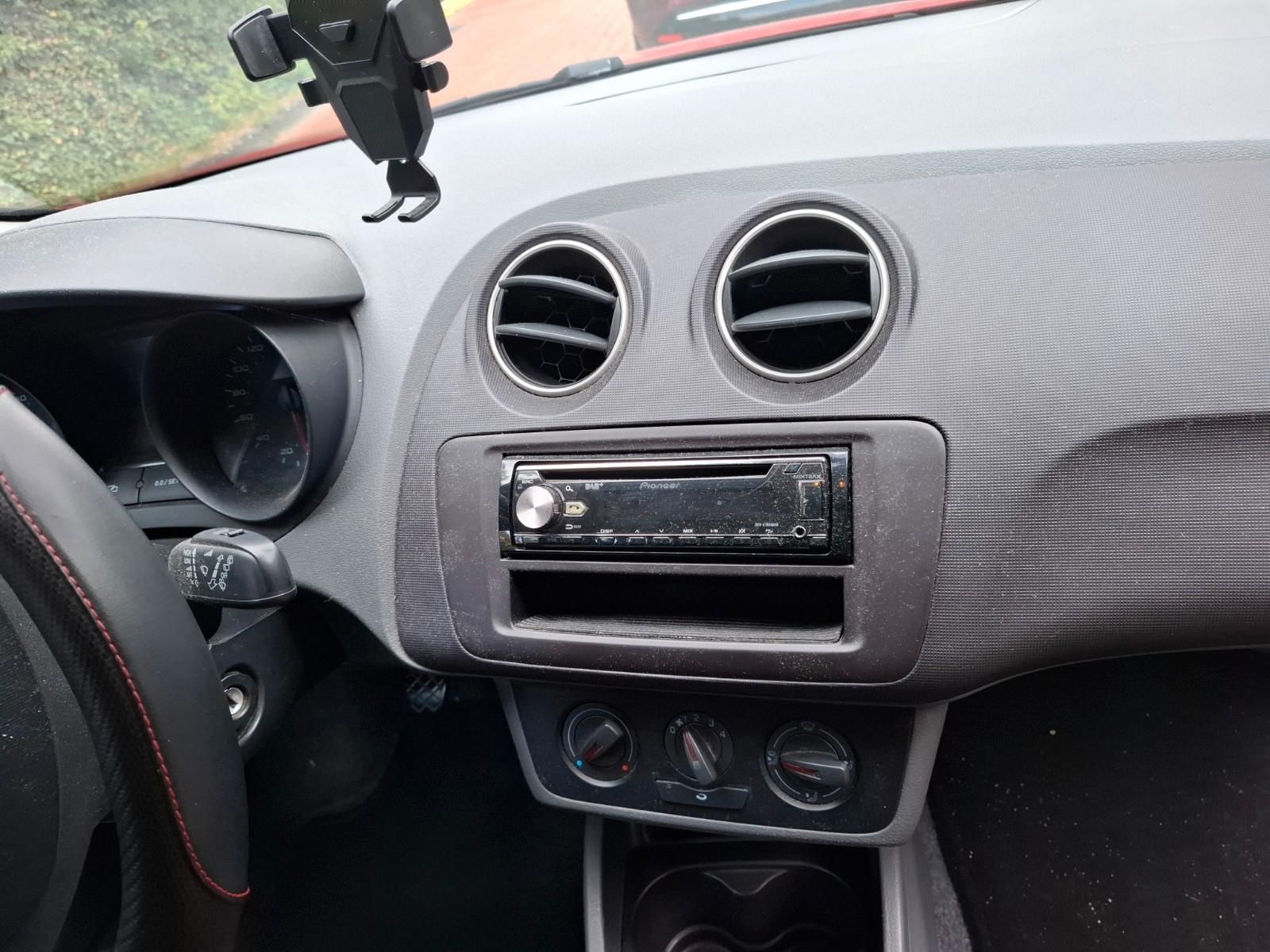 Seat Ibiza 1.2 12V 51kW 