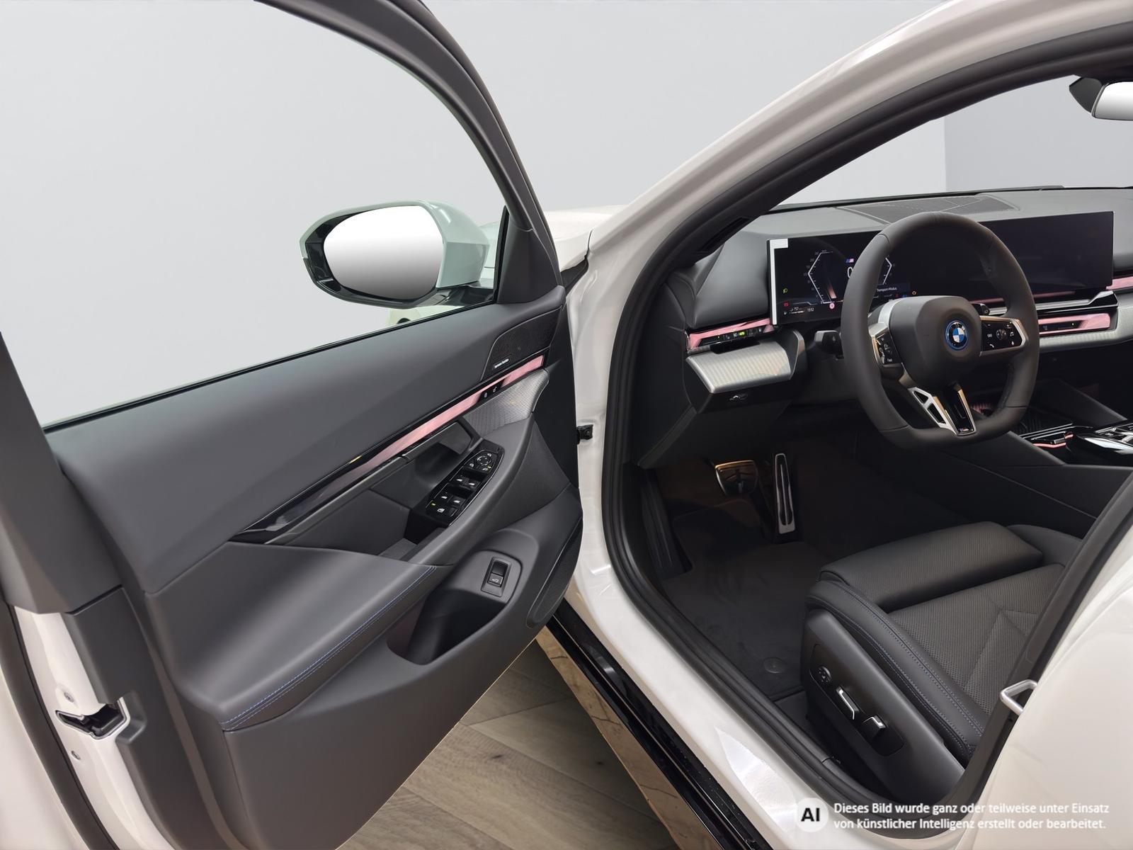 BMW 530e xDrive Touring [M Sport, ACC, AHK, h&k]