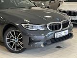 BMW 320e Advantage SAG/Navi/ParkAss/TempoStop&Go - BMW: E32