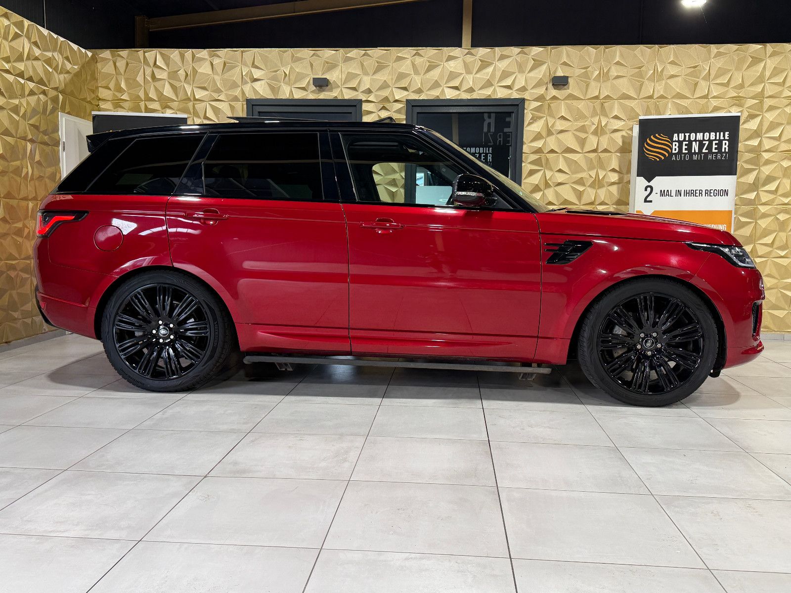 Fahrzeugabbildung Land Rover Sport HSE Dynamic D300/PANO/KAMERA/MERIDIAN