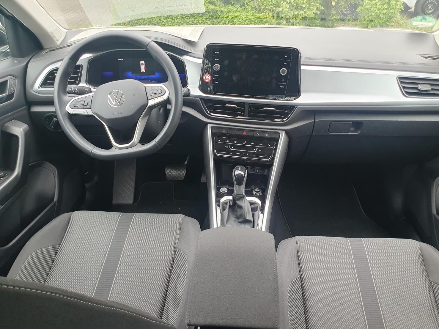 Volkswagen T-Roc 1.5 TSI DSG NAVI AHK Kamera StandHZG Digit