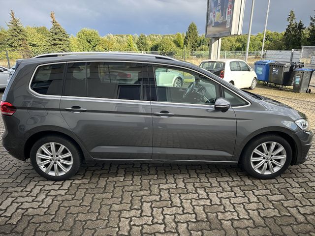 Volkswagen Touran Highline*DSG*PANO*7 SITZER*NAVI*ACC