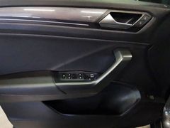 VW T-Roc Sport 4Motion R-Line LED Navi AHK ACC Pano