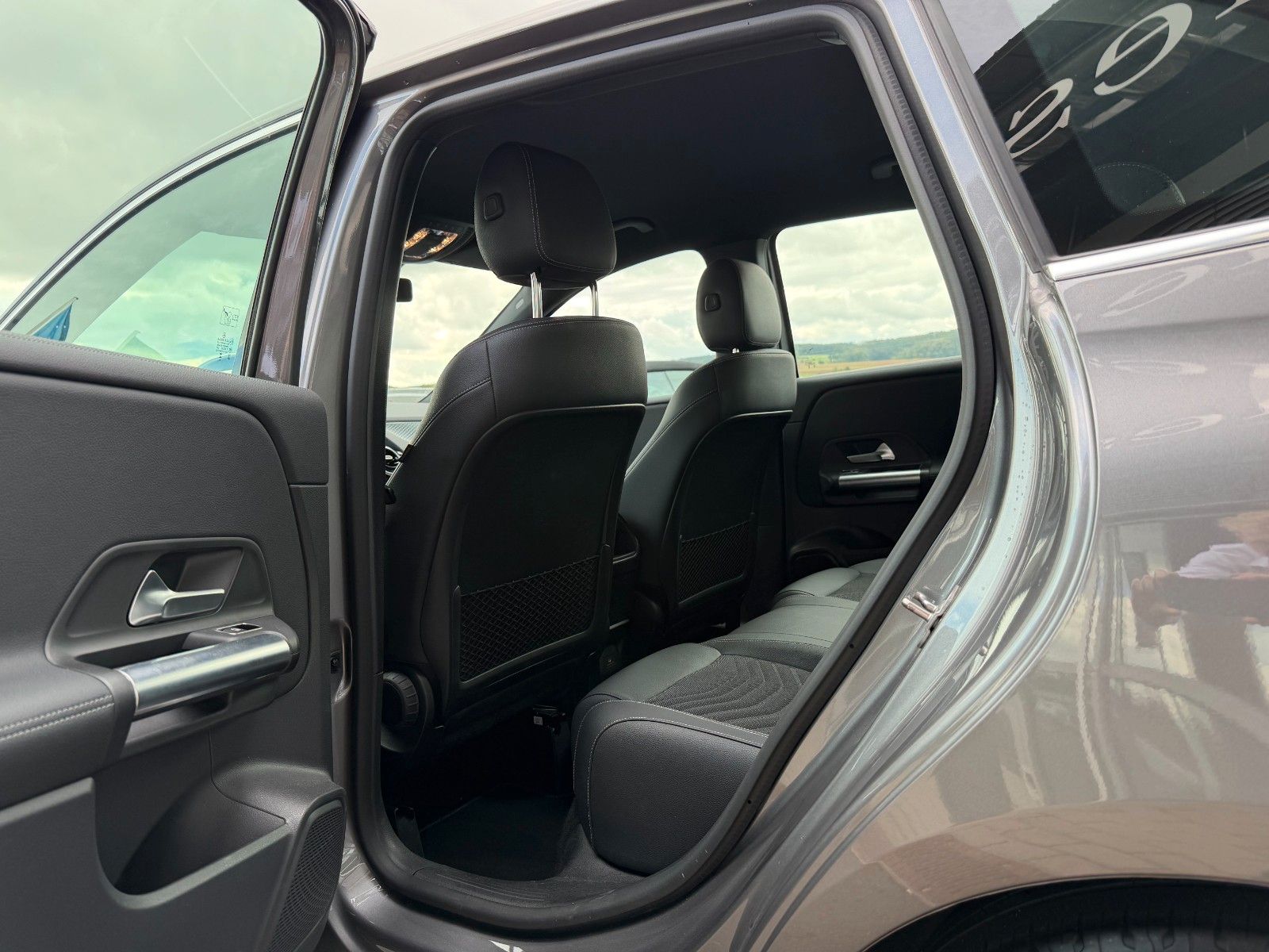 Fahrzeugabbildung Mercedes-Benz B 200d PROGRESSIVE+RFK+NAVI+LENKRADHEIZUNG+SPUR+