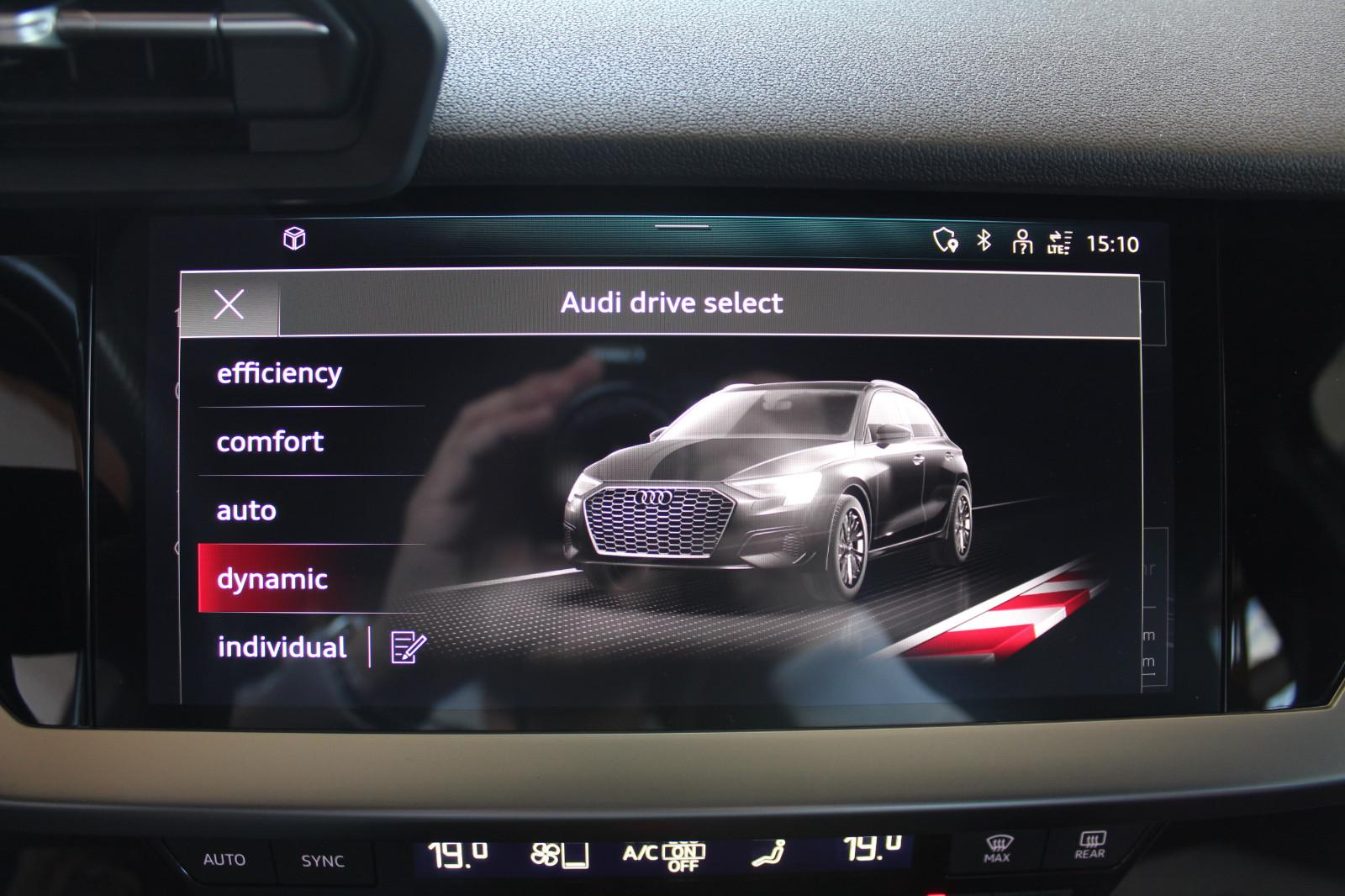 Audi S3 Sportback 2.0 TFSI S tronic quattro, миниатюра 16