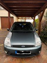 Ford Fiesta 1.6 16V Ambiente Ambiente - Ford Fiesta aus 2003: 1.6