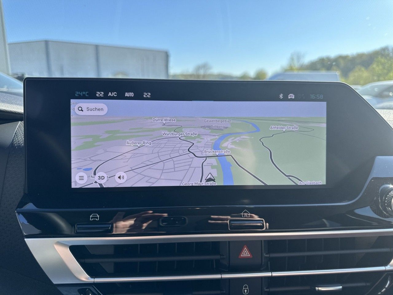 Fahrzeugabbildung Citroën C4 X Hybrid 145 Doppelkupplung 6-Gang MAX - mit KI generiert/bearbeitet