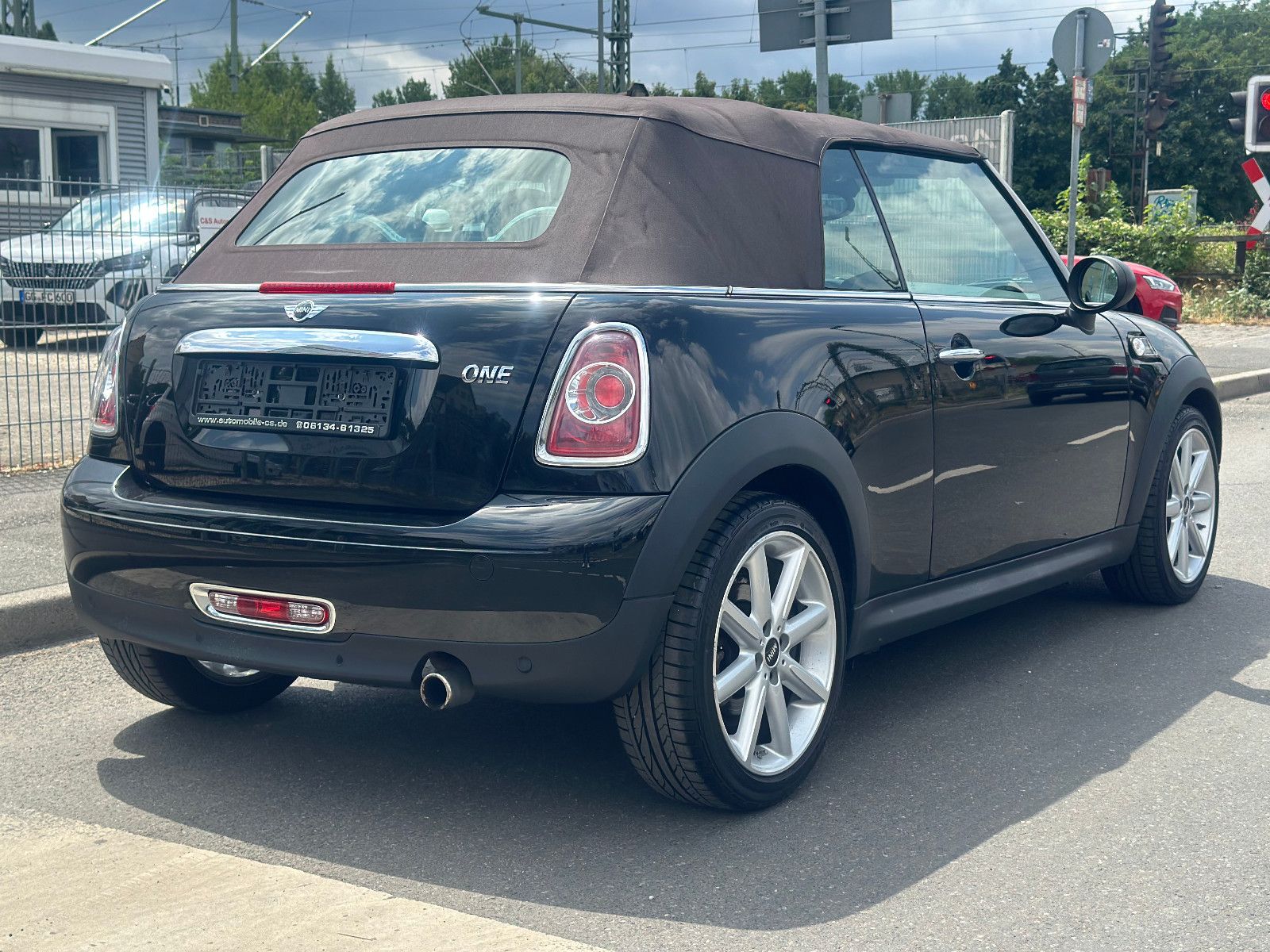 Fahrzeugabbildung MINI ONE CABRIO HIGHGATE*SONDERMODELL*