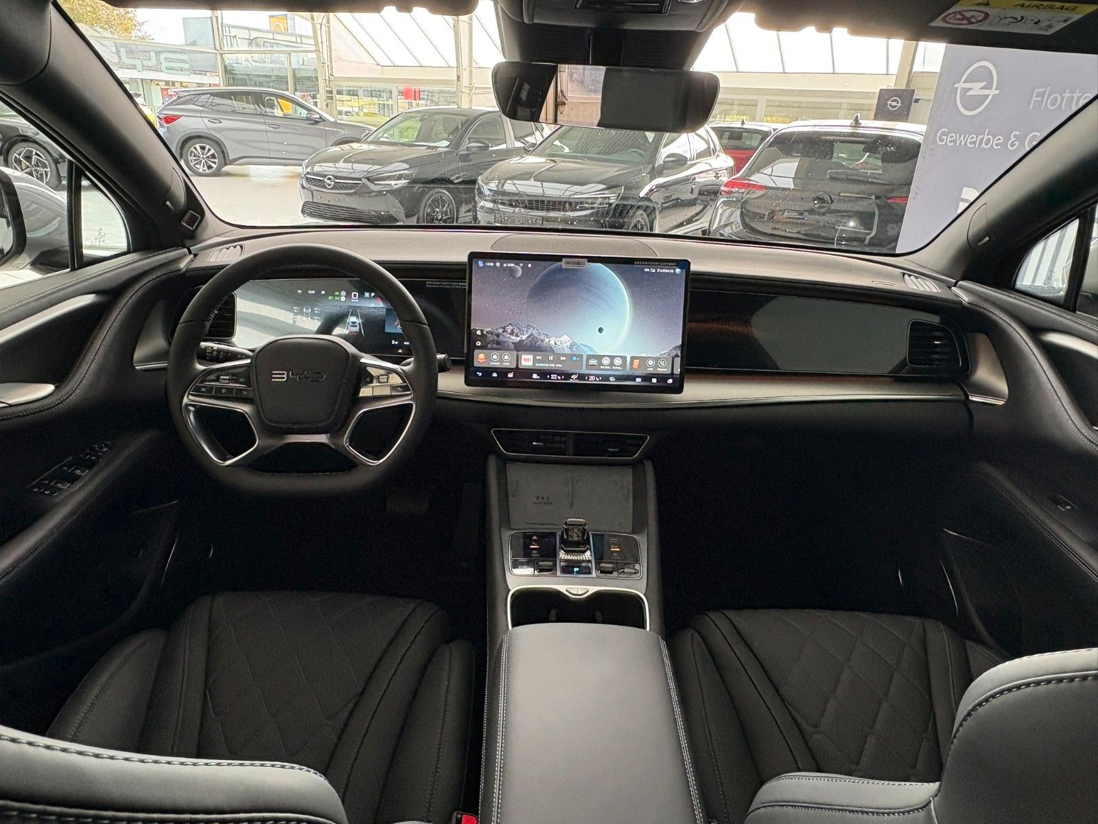 BYD SEALION 7
