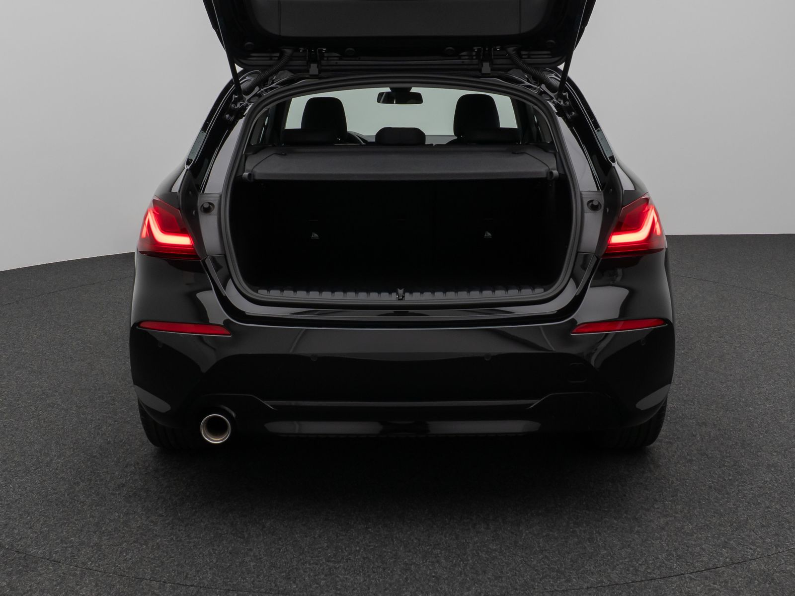 Fahrzeugabbildung BMW 118i DAB CockPitPro PDC LED Geschwindigkeitsreg