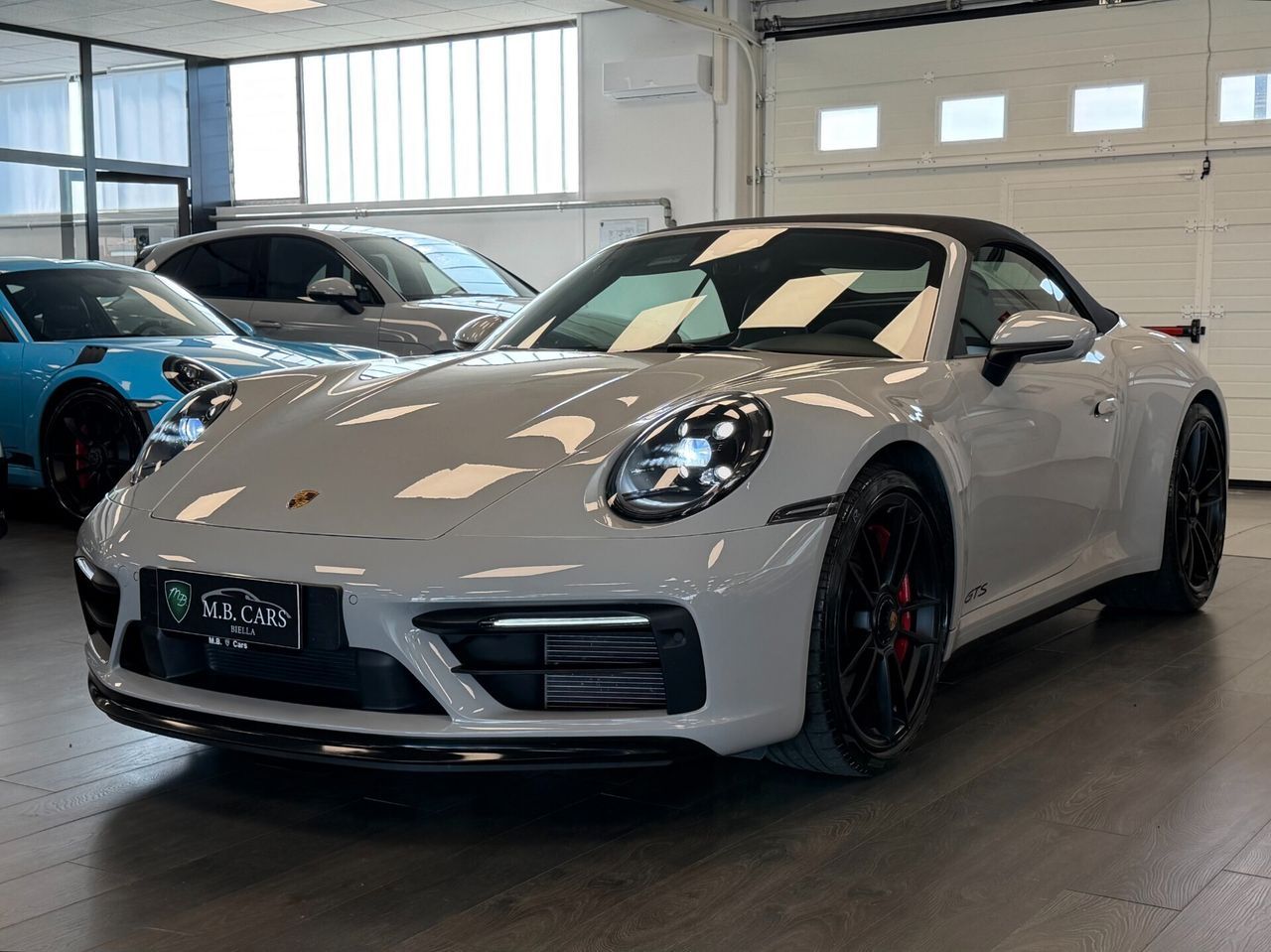 Other Porsche 911 Carrera 4 GTS Cabriolet imagem 3