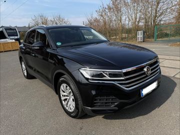 Volkswagen Touareg - 2
