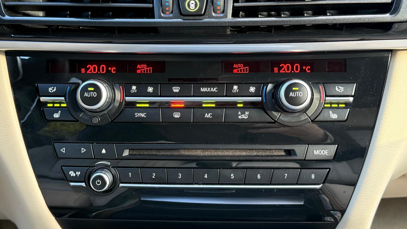 BMW X5 xDrive 50 i / M Sport / ACC / LED / Head-Up