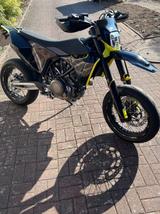 Husqvarna 701 Supermoto | 1.500 km | Remus | Top Zustand - HUSQVARNA 50