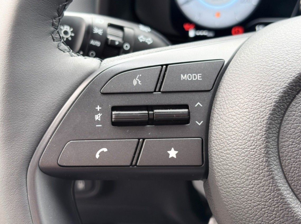 Fahrzeugabbildung Hyundai i20 Trend 90PS Automatik Navi/Kamera!