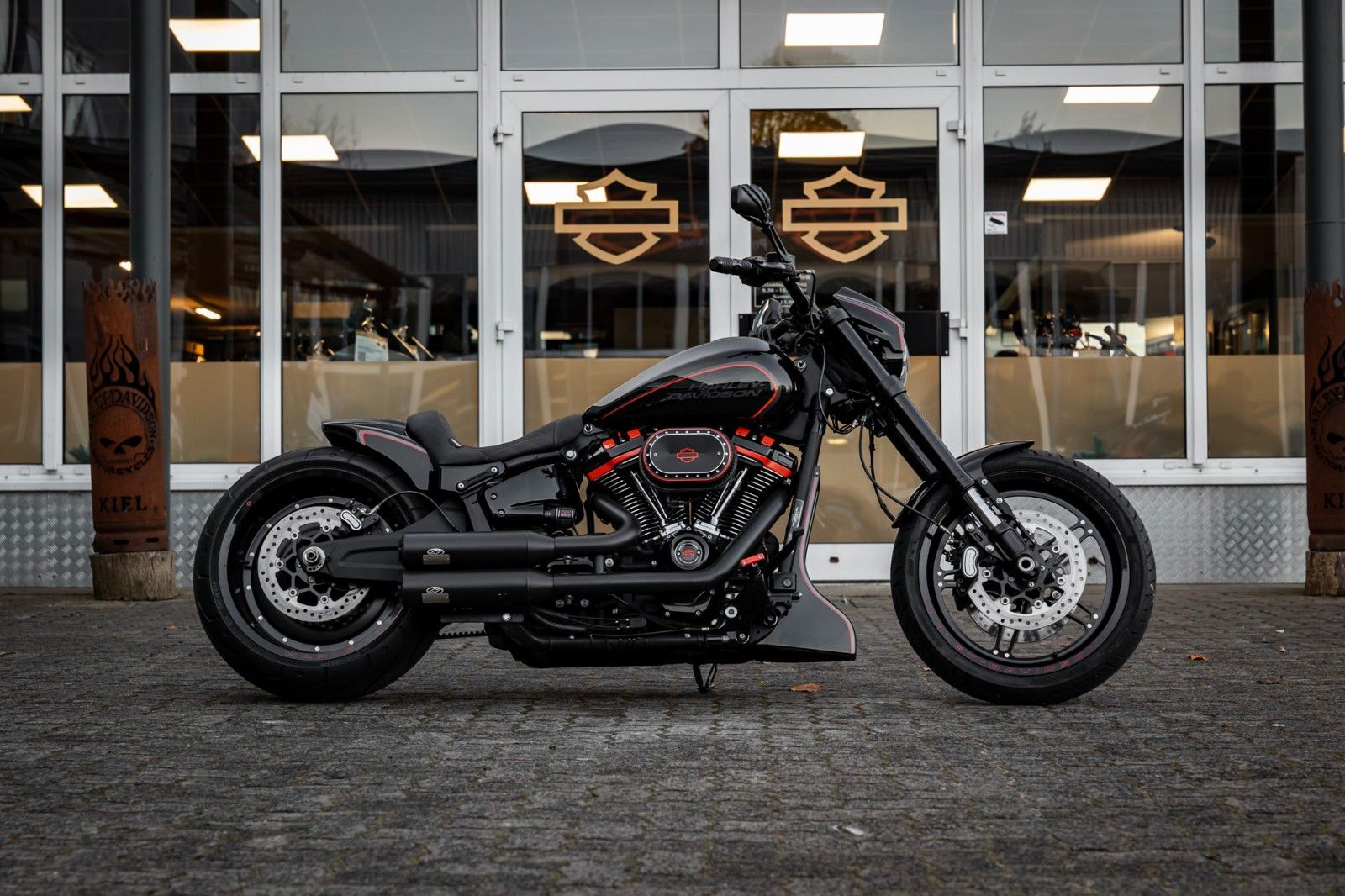 Fahrzeugabbildung Harley-Davidson FXDR 114 CUI - Jekill  - Thunderbike Umbau