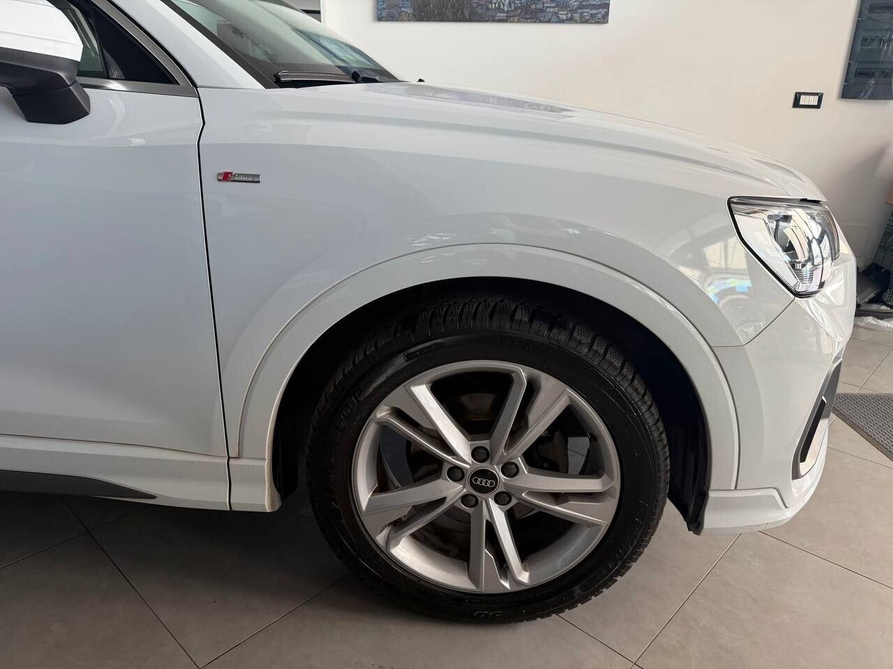 Audi Q3 2022 35 TDI S TRONIC S LINE imagem 3