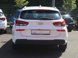 Hyundai i30 cw 1.4 T-GDI Passion LED Navi DAB Kamera Tem - Hyundai i30: Weiß