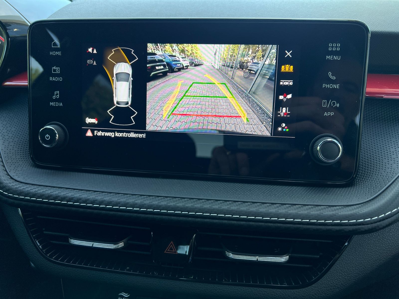 Fahrzeugabbildung SKODA Fabia Monte Carlo 1.0 TSI *LED,17"LM-Felge,Klima