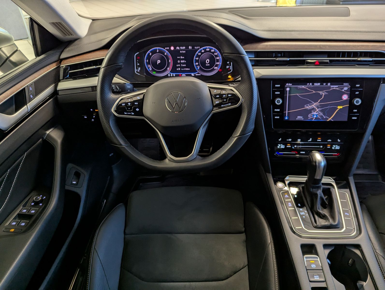 VW Arteon 2.0 TDI DSG SB Virtual LED Kamera AHK 18" - Image 19