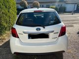 Toyota Yaris 1,5-l-VVT-i Hybrid - - Toyota Yaris: 1.5