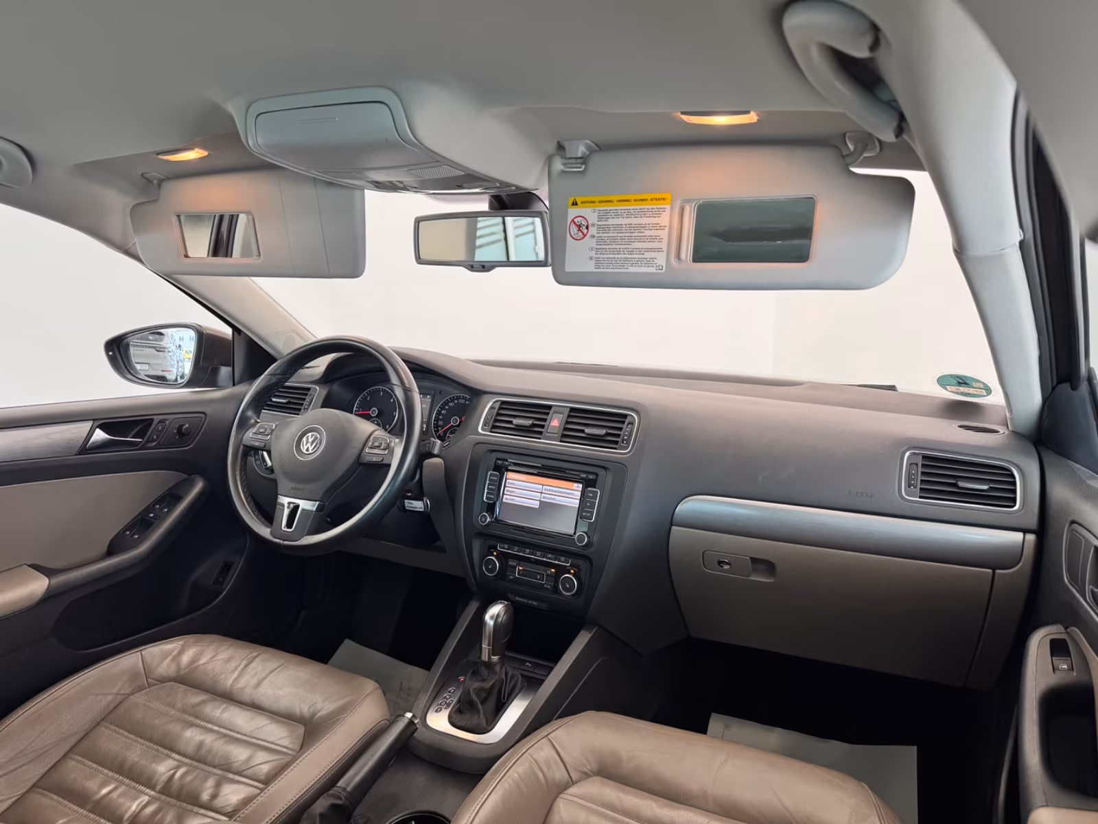 Volkswagen Jetta 2.0 TDI Highline|1-HAND|AHK|PDC|LEDER|