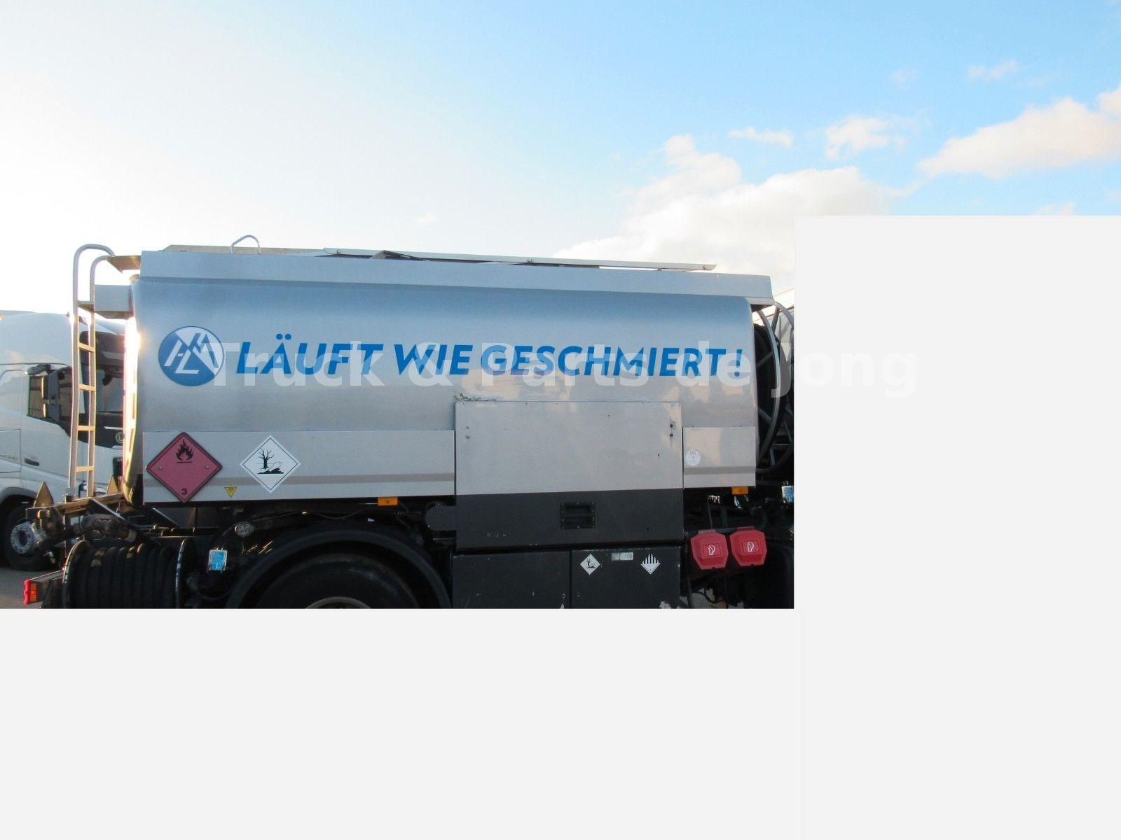 Andere Tankaufbau /  Zwei Kammern /  13.200 ltr