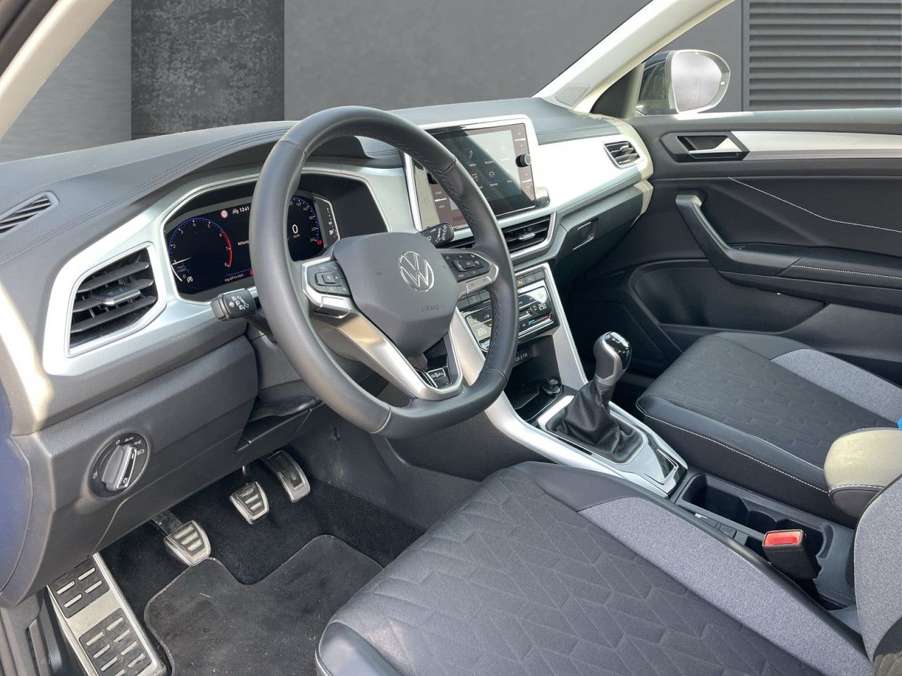 Volkswagen T-Roc - Bild 9