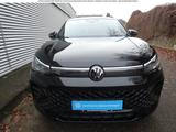 Volkswagen Tiguan 1.5 eTSI DSG R-Line LED Navi AHK RKamera