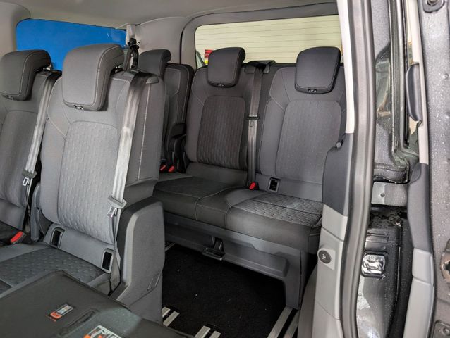 Ford Tourneo Custom 2.0 EcoBlue L1 Titanium
