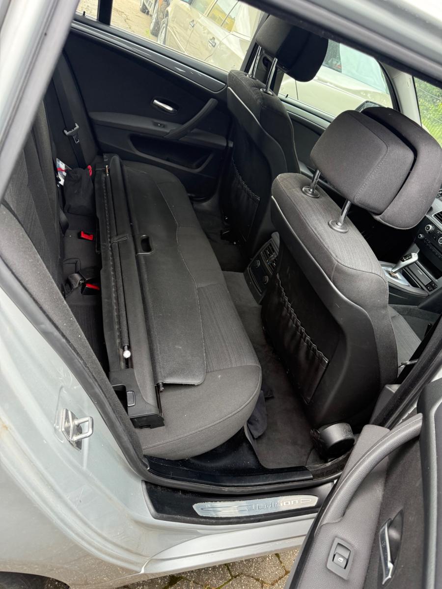 BMW 520 2010 — photo 18