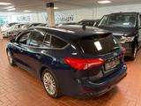 Ford Focus Turnier 1.5 Titanium Navi ,AHK,17 Zoll - : Blau, mit Navigationssystem, Kombi, mit Klimaautomatik