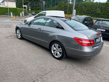 Mercedes E 220 - 7