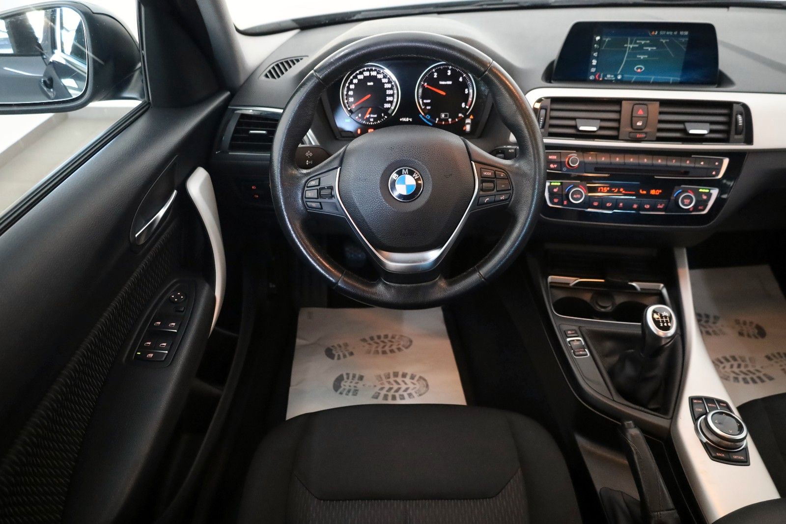 Fahrzeugabbildung BMW 116 d Advantage 5-Türig,Navi,SH,Tempomat,PDC