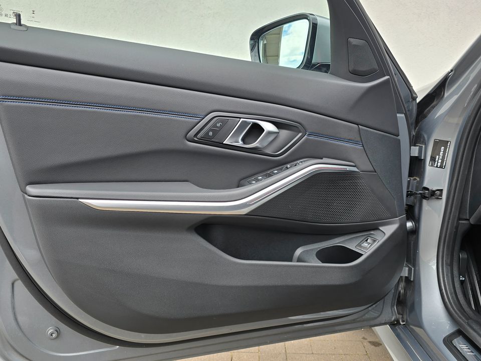 BMW 320 - Bild 20