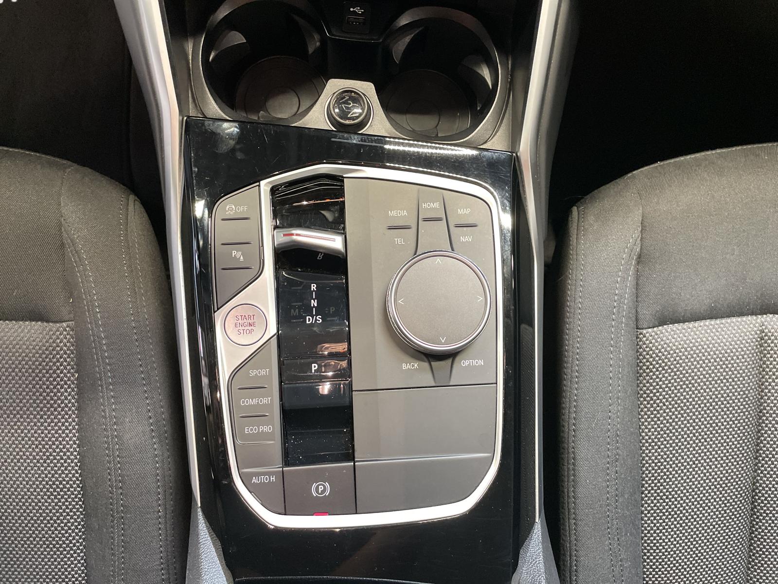 BMW 318 d Touring Navi PDC HiFi LED Sitzheizung, миниатюра 14