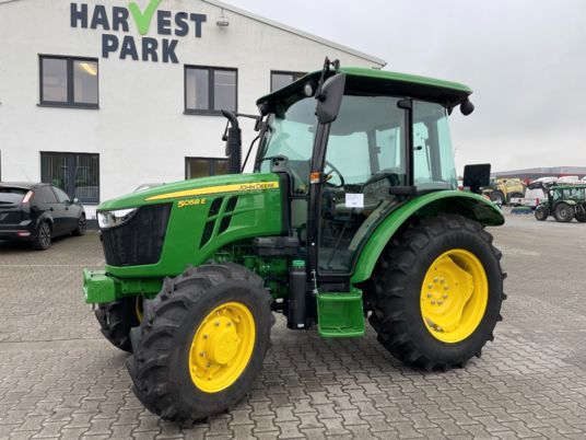 John Deere 5058E Allrad