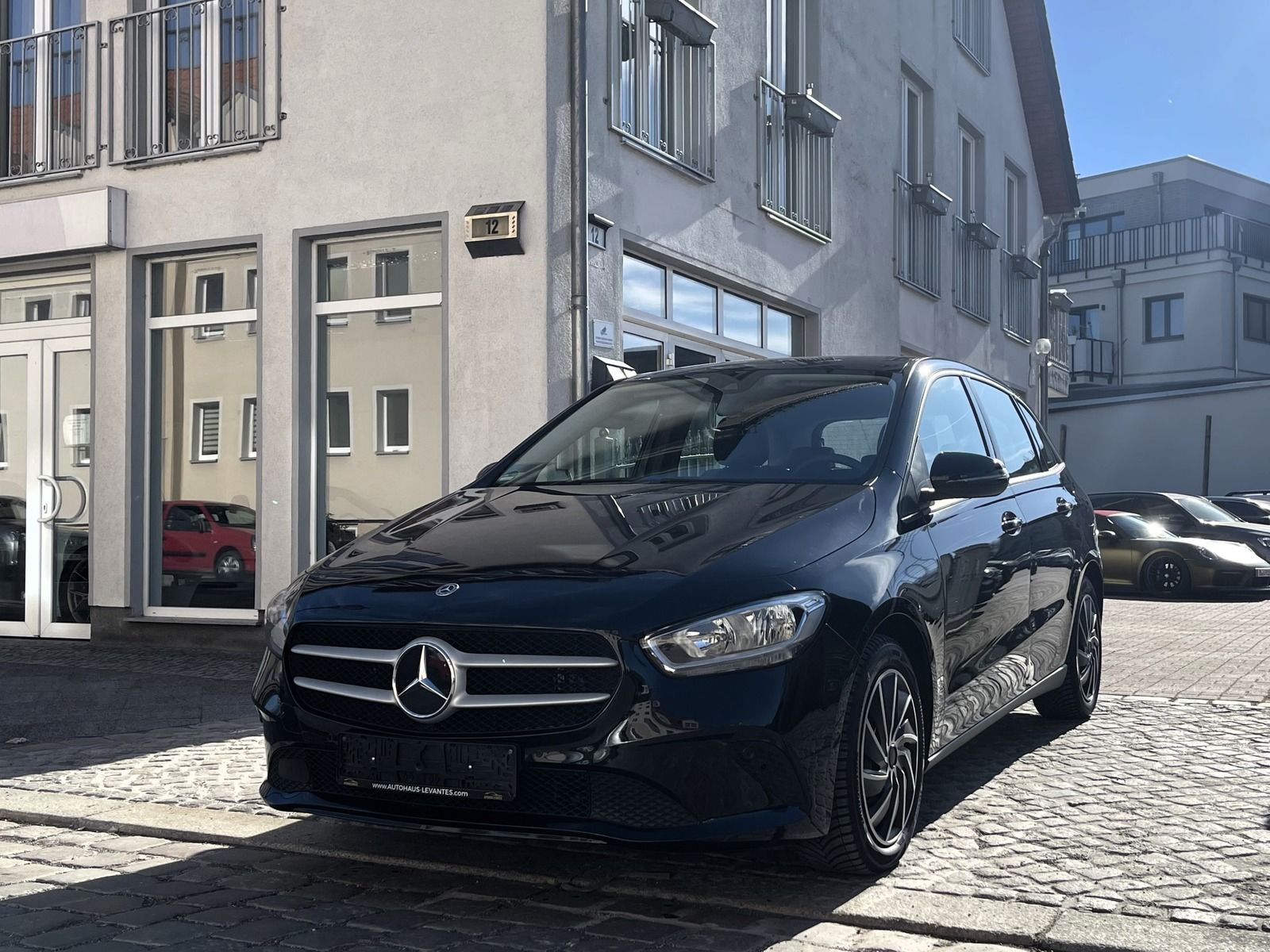 MERCEDES-BENZ B 250 e GARANTIE SITZHZG MBUX NAVI SPUR