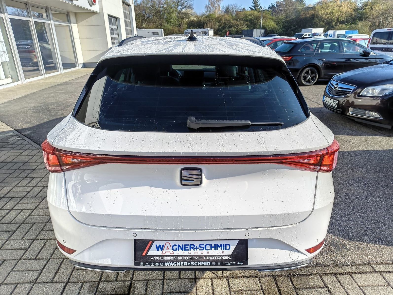 Fahrzeugabbildung SEAT Leon Sportstourer FR 2.0 TDI DSG